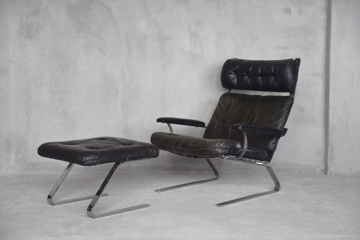 Vintage skórzany fotel z podnóżkiem, lata 60 - Mid-Century Modern design od garage garage
