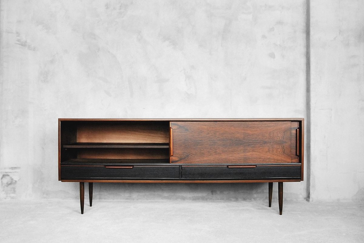 Palisandrowy sideboard vintage, Dania, lata 60 – Mid-Century Modern design od garage garage