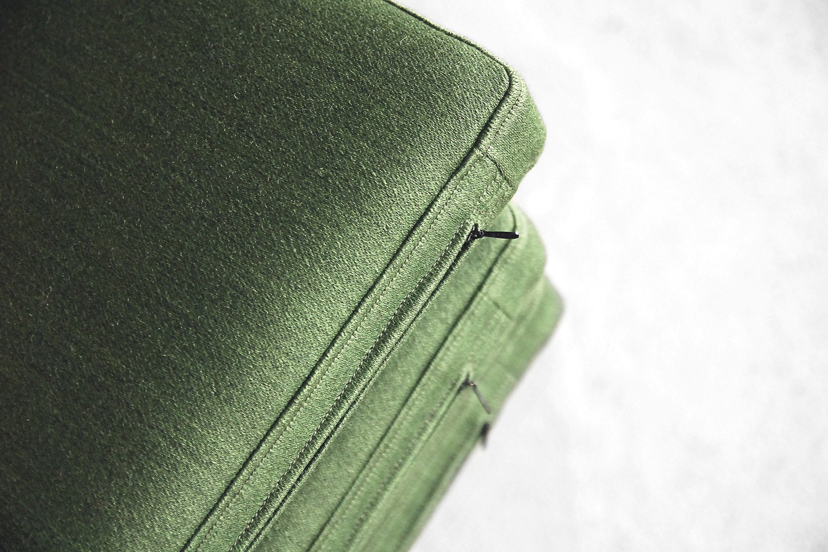 Elegancka vintage zielona sofa, proj. Ole Wanscher dla Poul Jeppesens Møbelfabrik A/S - Danish Modern design od garage garage
