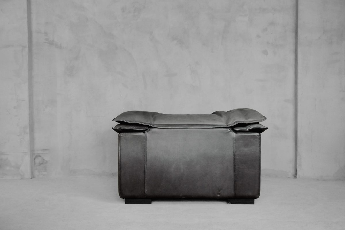 Para skórzanych foteli Monza, proj. Jens Juul Eilersen dla Niels Eilersen, Dania, lata 70. - Industrial design od GARAGE GARAGE