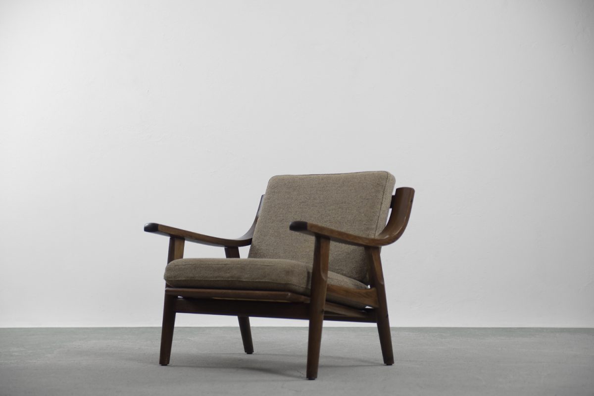 Komplet wypoczynkowy sofa + fotel GE-530, proj. Hans J. Wegner dla Getama, Dania, lata 60. - Mid-Century Modern design od GARAGE GARAGE