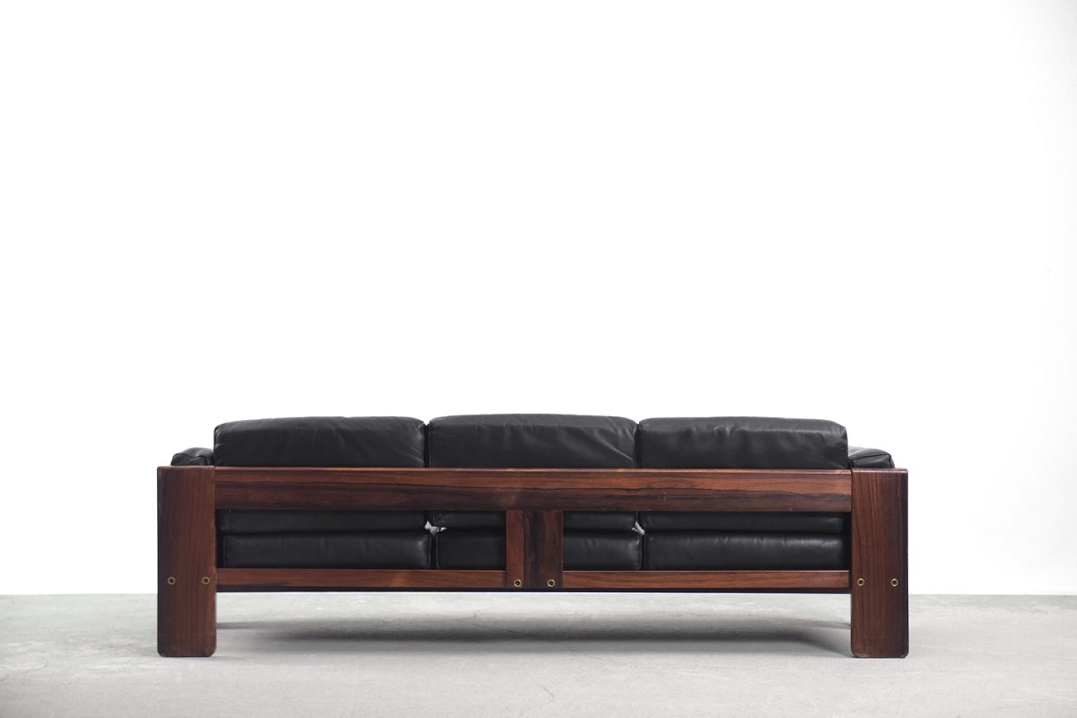 Skórzana sofa Bastiano, proj. T. & A. Scarpa dla Gaviny, Włochy, lata 60. - Bauhaus design od GARAGE GARAGE