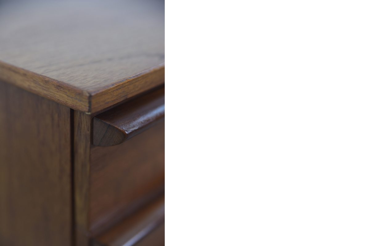 Stylowe biurko z drewna tekowego, Wielka Brytania, lata 60. - Mid-Century Modern design od GARAGE GARAGE