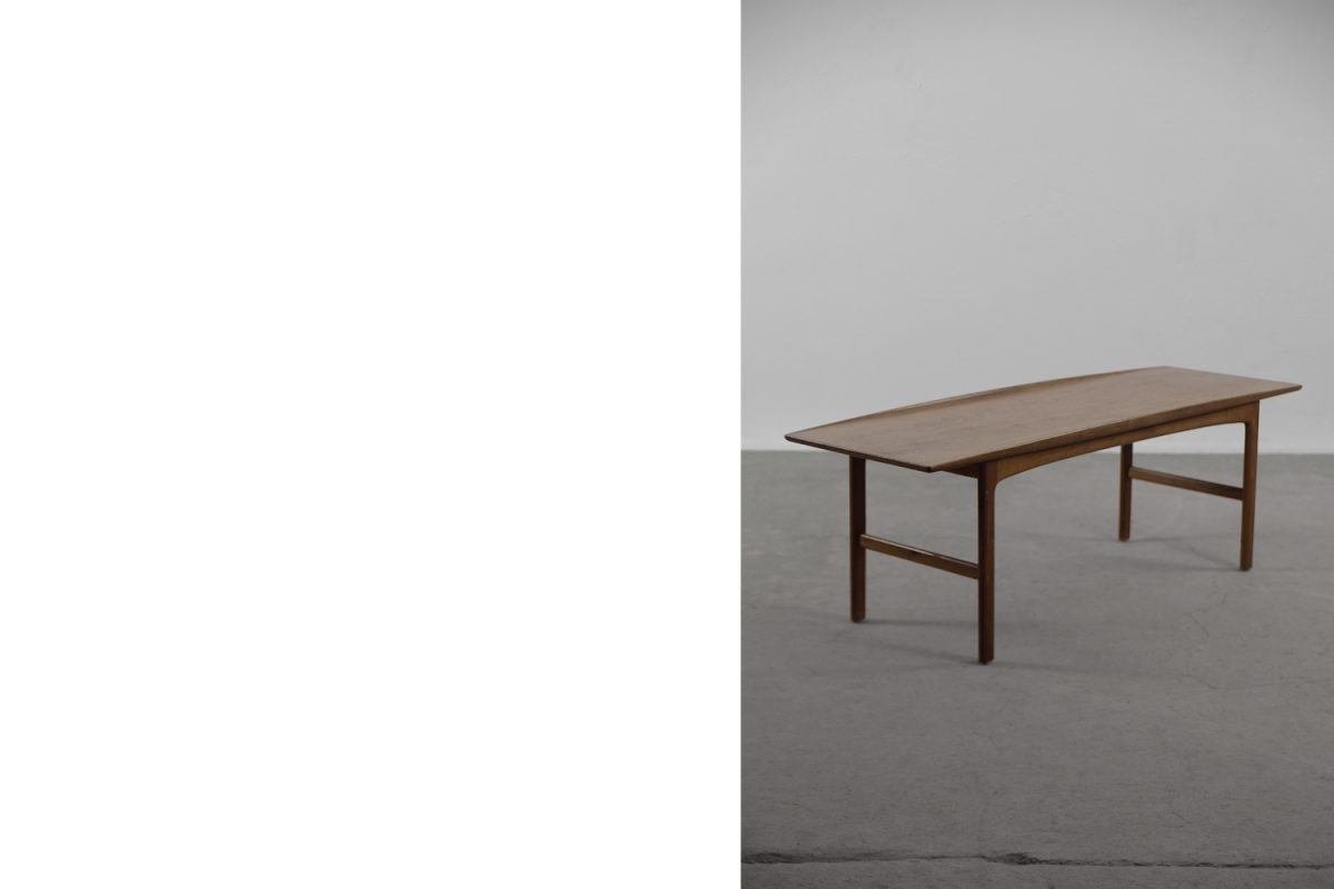 Tekowy stolik kawowy, Dania, lata 50. - Mid-Century Modern design by GARAGE GARAGE