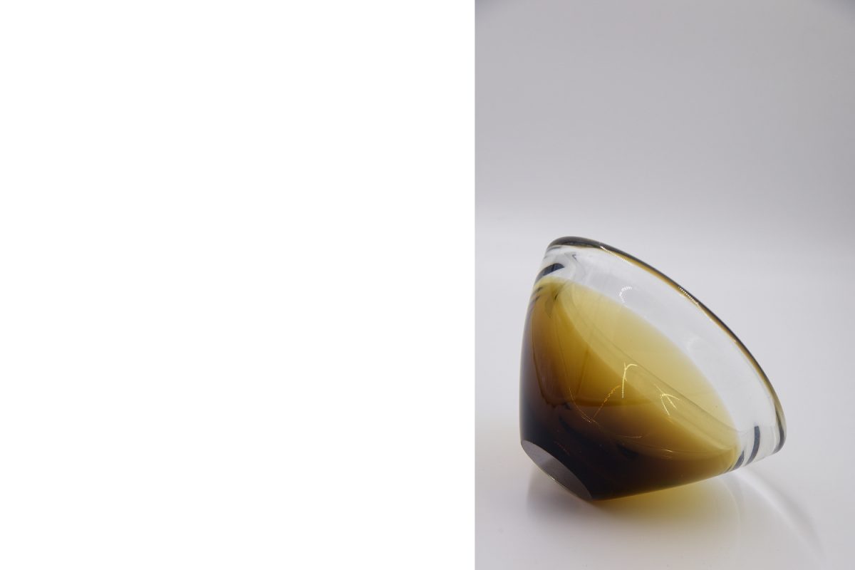 Złoto-brązowa szklana miska Sommerso, Skandynawia, lata 50. - Mid-Century Modern design od GARAGE GARAGE