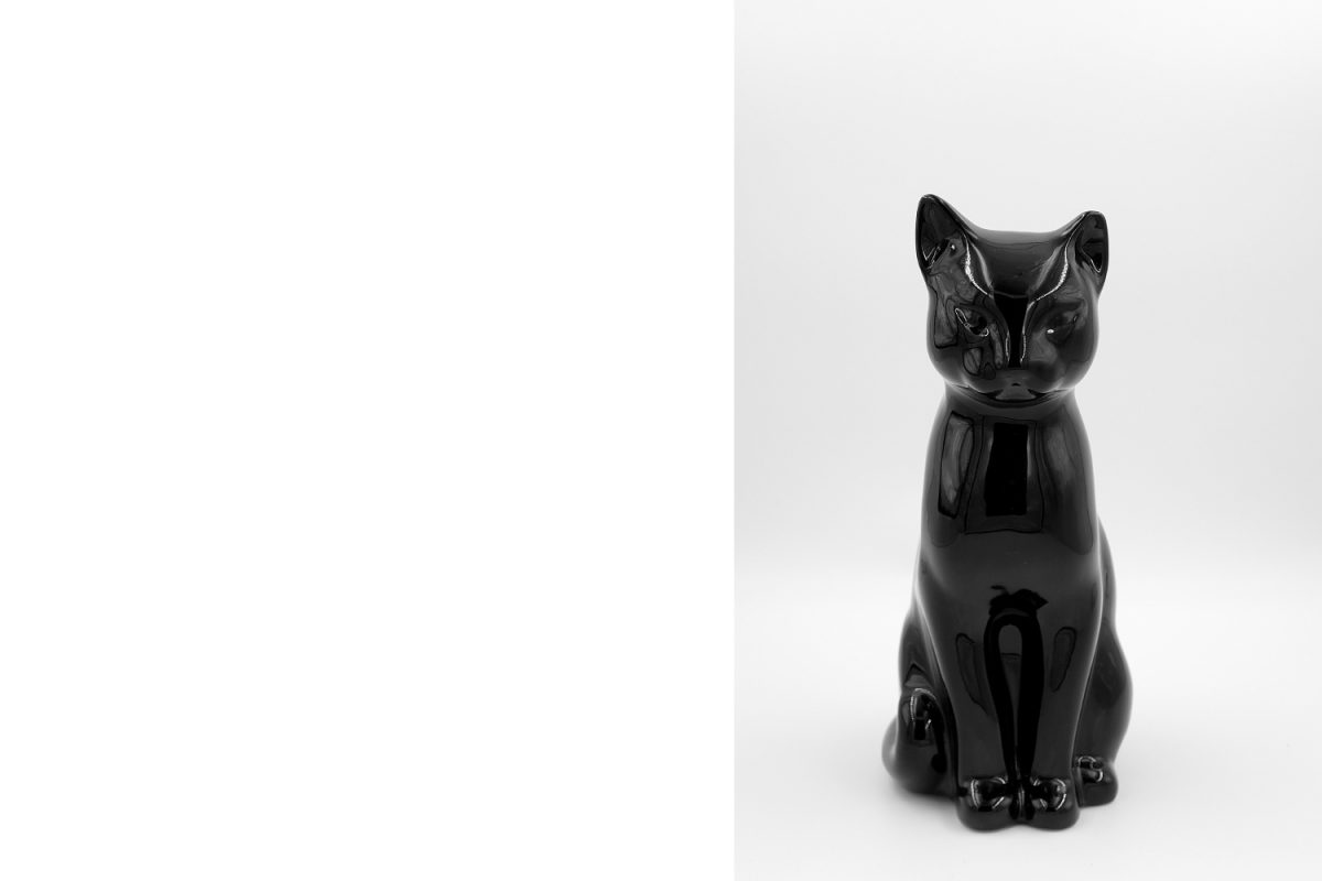 Czarny kot ceramiczny, lata 70. - Mid-Century Modern design by GARAGE GARAGE