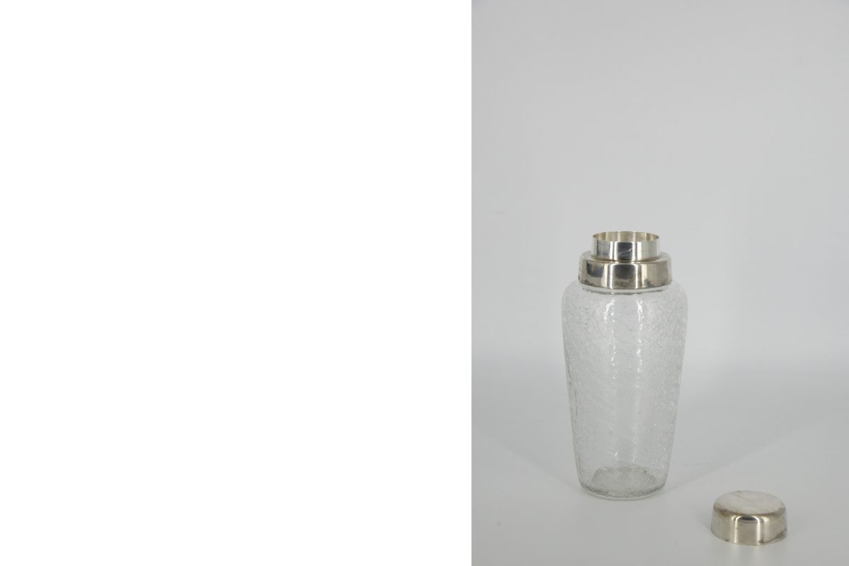 Szklany shaker z krakerulą, lata 70. - Art déco design od GARAGE GARAGE