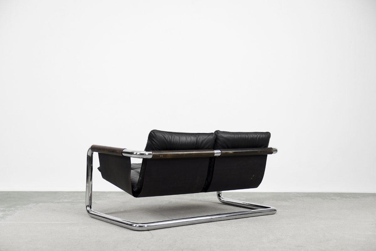 Brutalistyczna sofa skórzana, lata 50. - Bauhaus design od GARAGE GARAGE