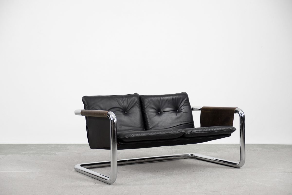 Brutalistyczna sofa skórzana, lata 50. - Bauhaus design od GARAGE GARAGE