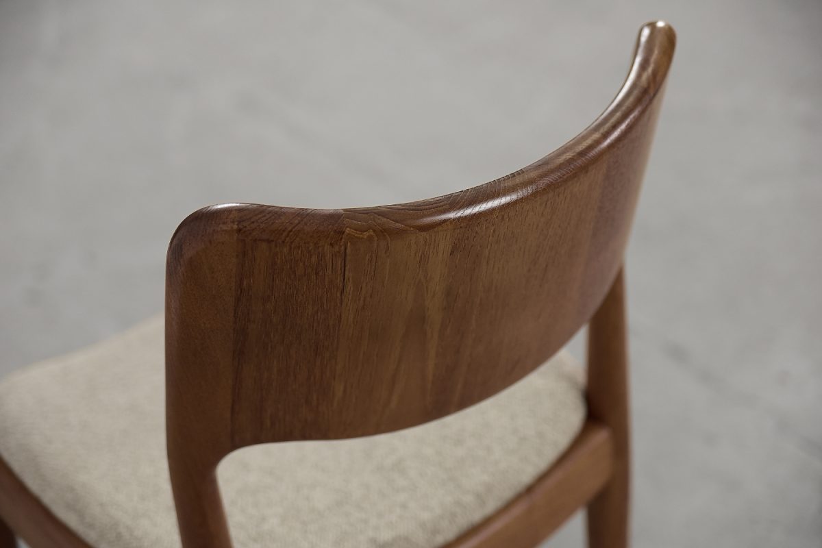 Komplet 4 krzeseł, Glostrup Møbelfabrik, Dania, lata 60. - Mid-Century Modern design od GARAGE GARAGE