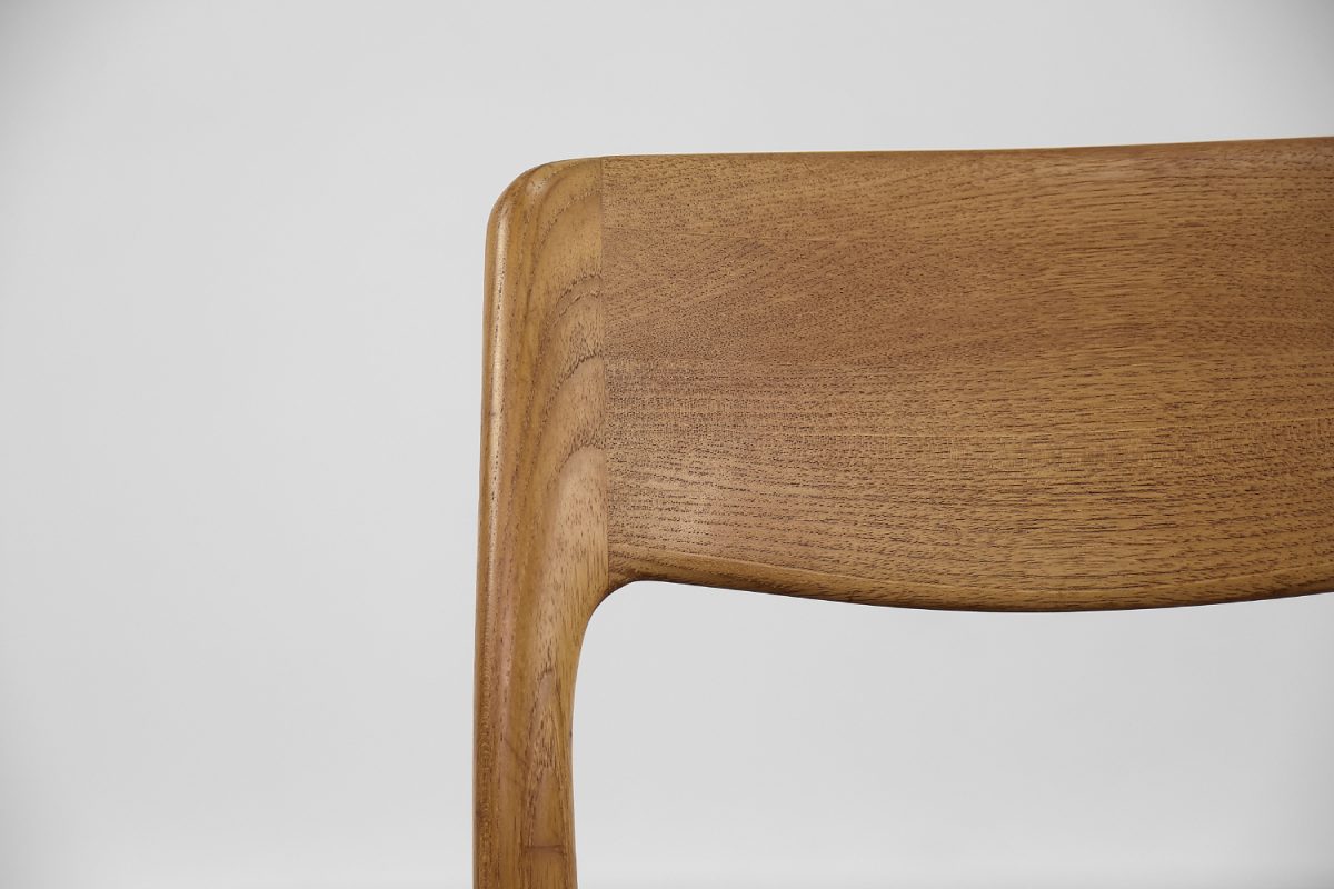 Krzesło tekowe, proj. Juul Kristensen dla JK Denmark, Dania, lata 60. - Mid-Century Modern design od GARAGE GARAGE