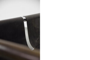 Brutalistyczna sofa skórzana – lata 50