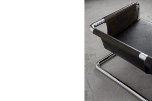 Brutalistyczna sofa skórzana – lata 50