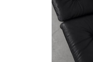 Brutalistyczna sofa skórzana – lata 50