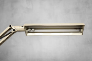 Lampa biurkowa Lucifer – proj. Tom Ahlström i Hans Ehrich dla Fagerhults – Szwecja – 1975