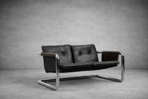 Brutalistyczna sofa skórzana – lata 50