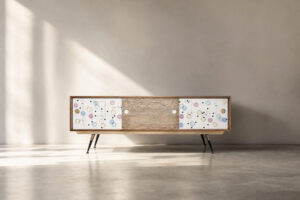 Sideboard z malaturą Atomic Funky, lata 60. - Upcycled Vintage design od GARAGE GARAGE